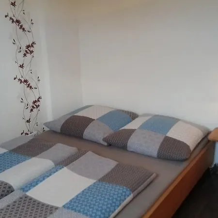 Konigsforst Apartmán *