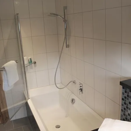 Konigsforst Apartment *